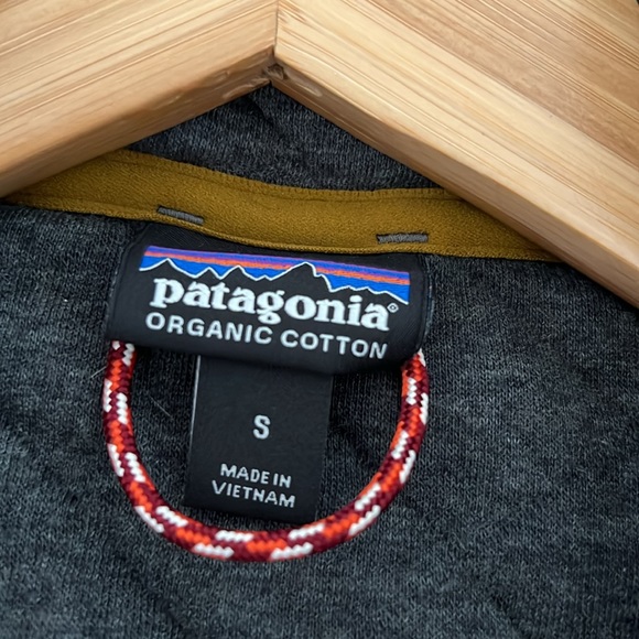 Patagonia Organic Cotton Quilted Pullover - Picture 4 of 7